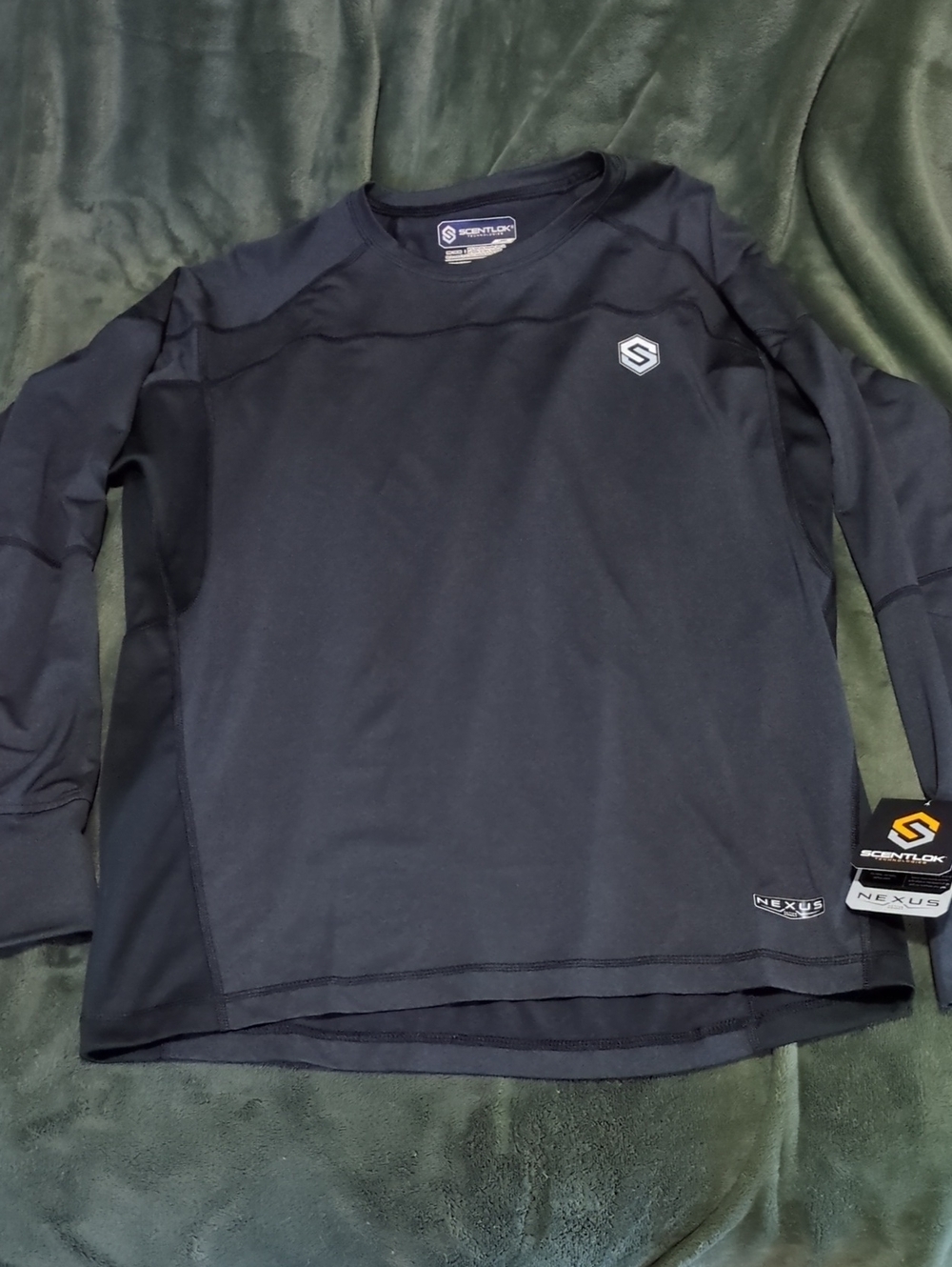 Scentlok Nexus Long Sleeve Active Weight Top NWT Men's Large
